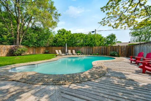 78-web-or-mls-421 Southland Cres, Oakville-68