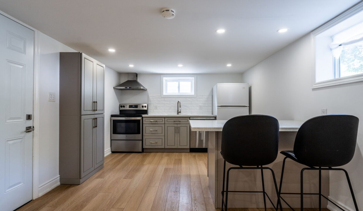 8-web-or-mls-111 W 32nd St, Hamilton-8