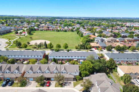 45-web-or-mls-57 Pinewoods45