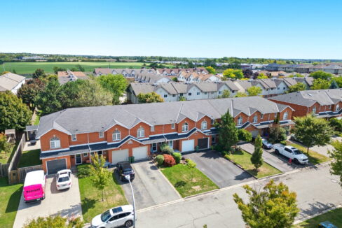 52-web-or-mls-57 Pinewoods52