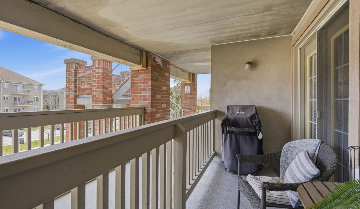 29-web-or-mls-29-Shannon Sullivan_4015 Kilmer Dr 308