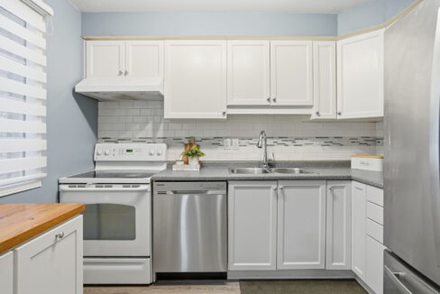 19-web-or-mls-31 Galileo Blvd, Brantford -19