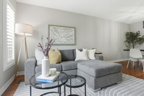 16-web-or-mls-15-Shannon Sullivan_5137 Dryden Ave