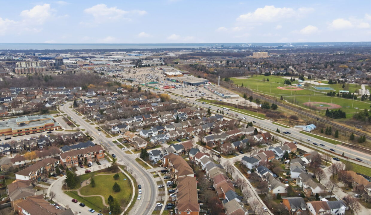 75-web-or-mls-74-Shannon Sullivan_5137 Dryden Ave