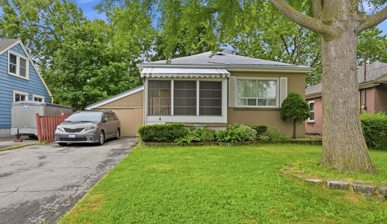 1-web-or-mls-01-Shannon Sullivan - 4 Duncombe Dr