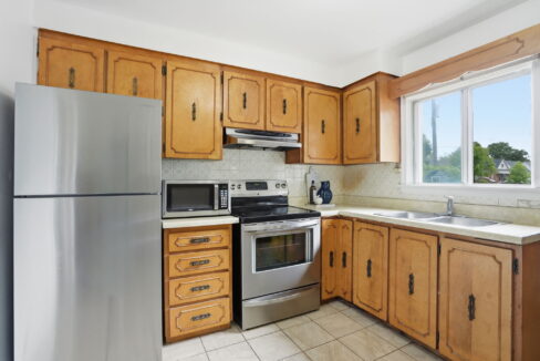13-web-or-mls-13-Shannon Sullivan - 4 Duncombe Dr