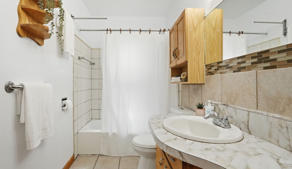 19-web-or-mls-19-Shannon Sullivan - 4 Duncombe Dr
