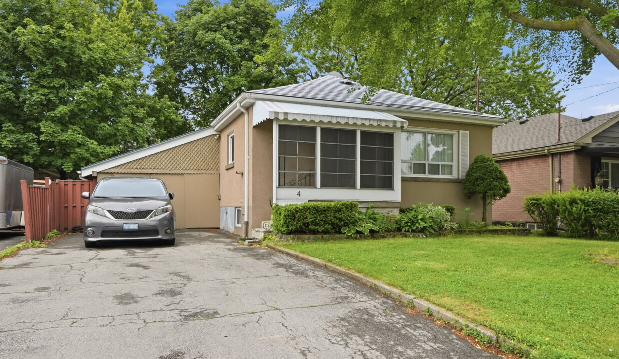 2-web-or-mls-02-Shannon Sullivan - 4 Duncombe Dr