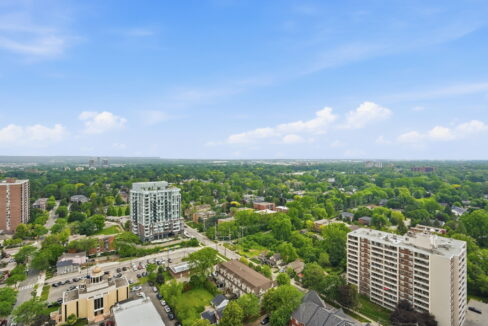 29-web-or-mls-29-Genevieve Serroul_2075 Lakeshore Rd