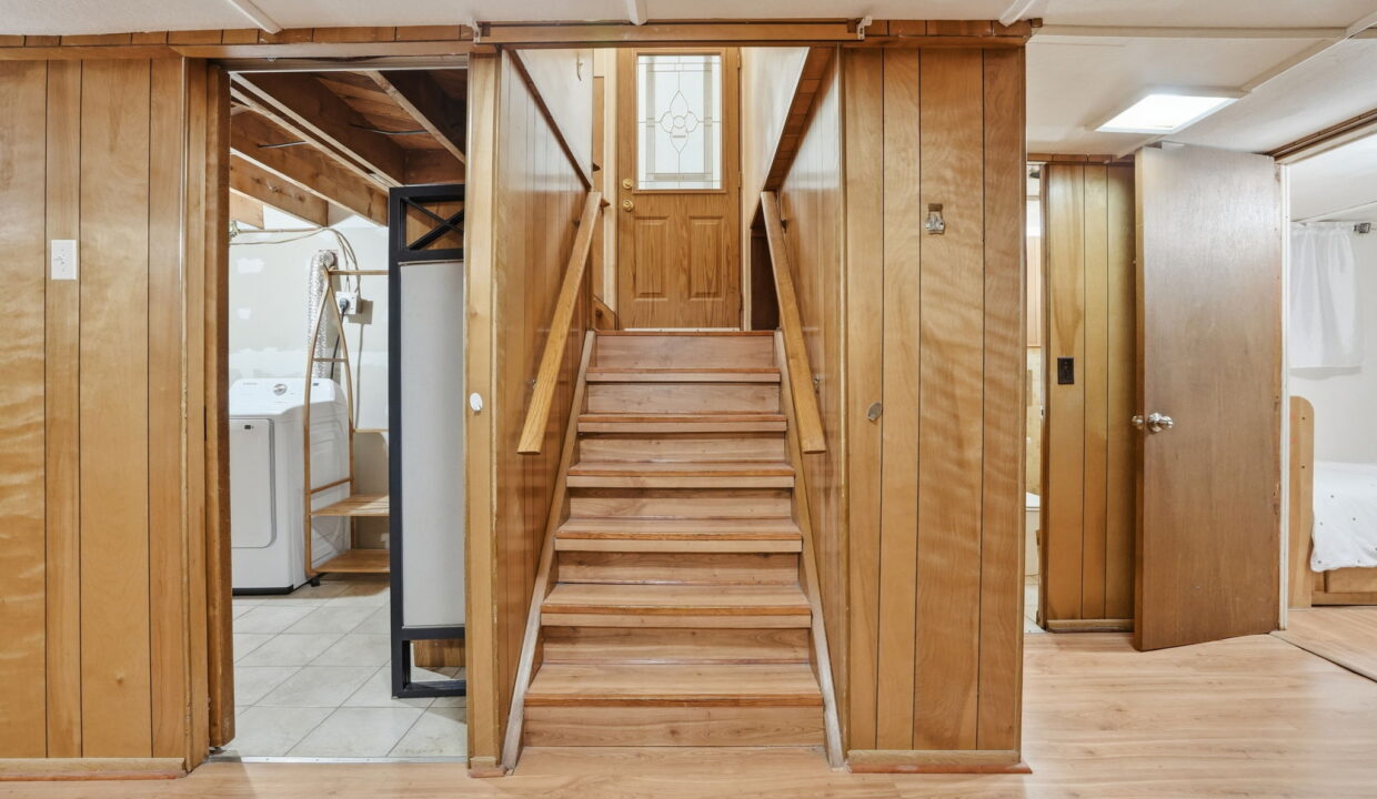 29-web-or-mls-29-Shannon Sullivan - 4 Duncombe Dr