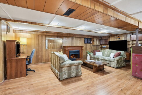 31-web-or-mls-33-Shannon Sullivan - 4 Duncombe Dr