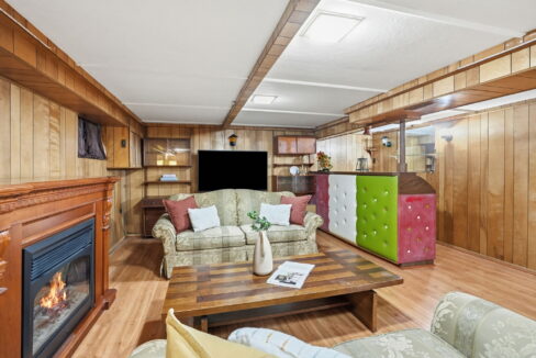 33-web-or-mls-37-Shannon Sullivan - 4 Duncombe Dr