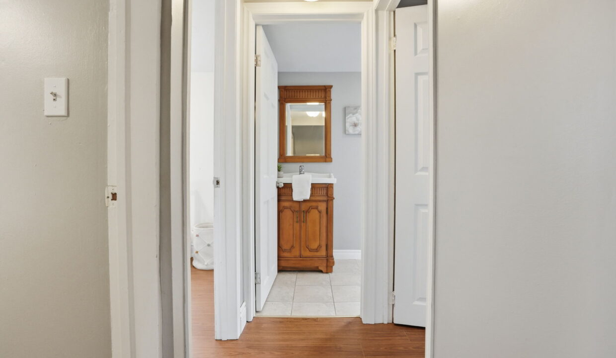 34-web-or-mls-34-Shannon Sullivan_55 E 32nd St