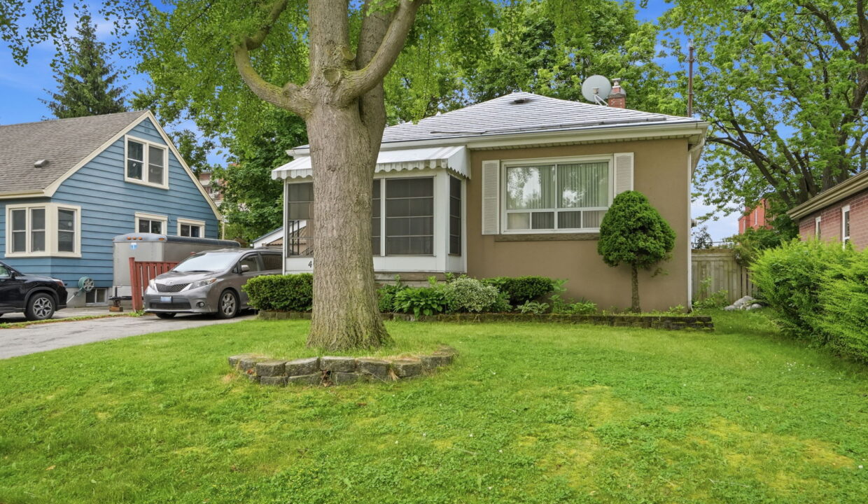 4-web-or-mls-04-Shannon Sullivan - 4 Duncombe Dr