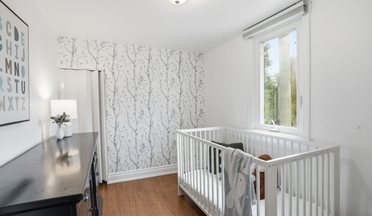 40-web-or-mls-40-Shannon Sullivan_55 E 32nd St