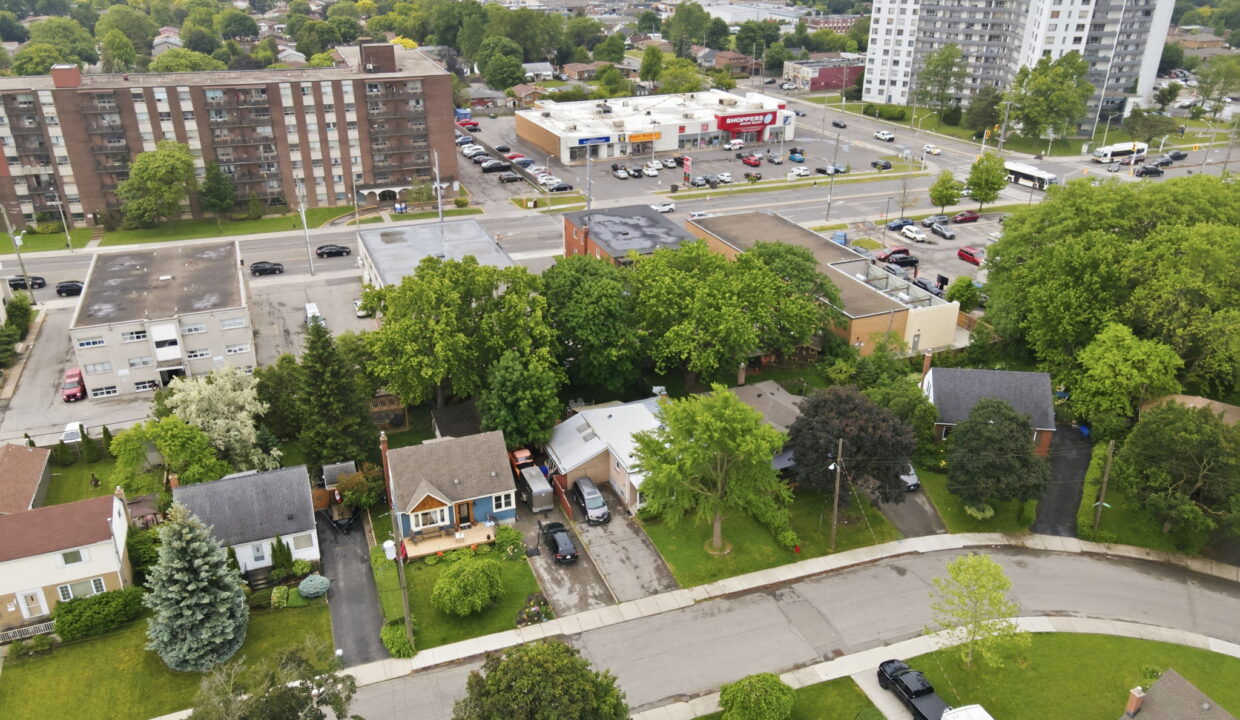 57-web-or-mls-62-Shannon Sullivan - 4 Duncombe Dr
