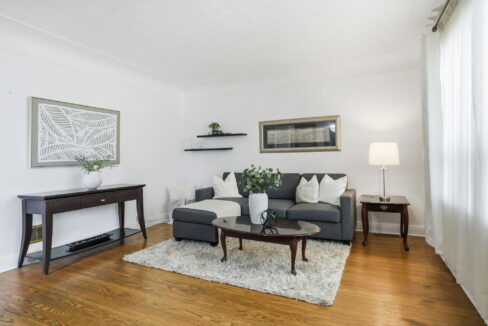 8-web-or-mls-08-Shannon Sullivan - 4 Duncombe Dr