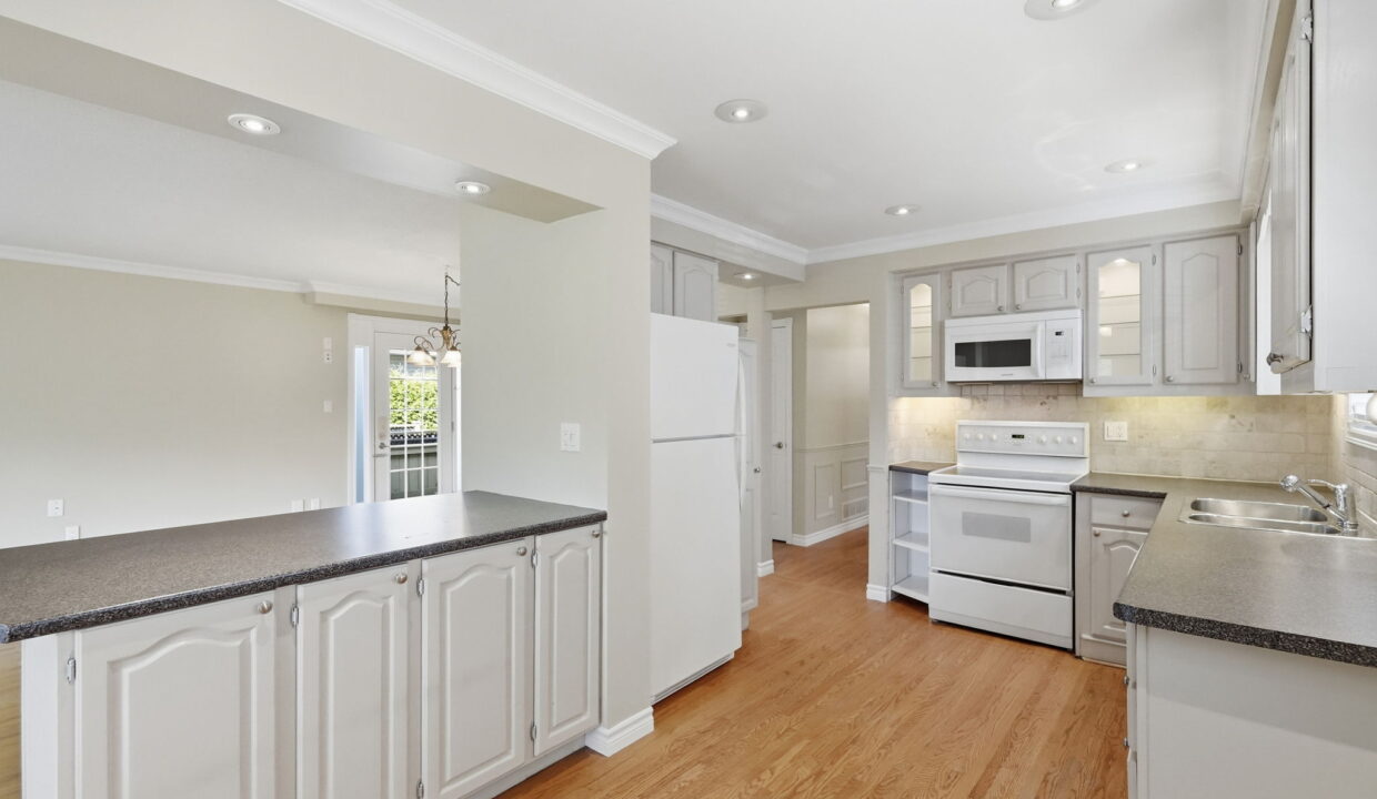 16-web-or-mls-16-2145 Sunnyvale Dr