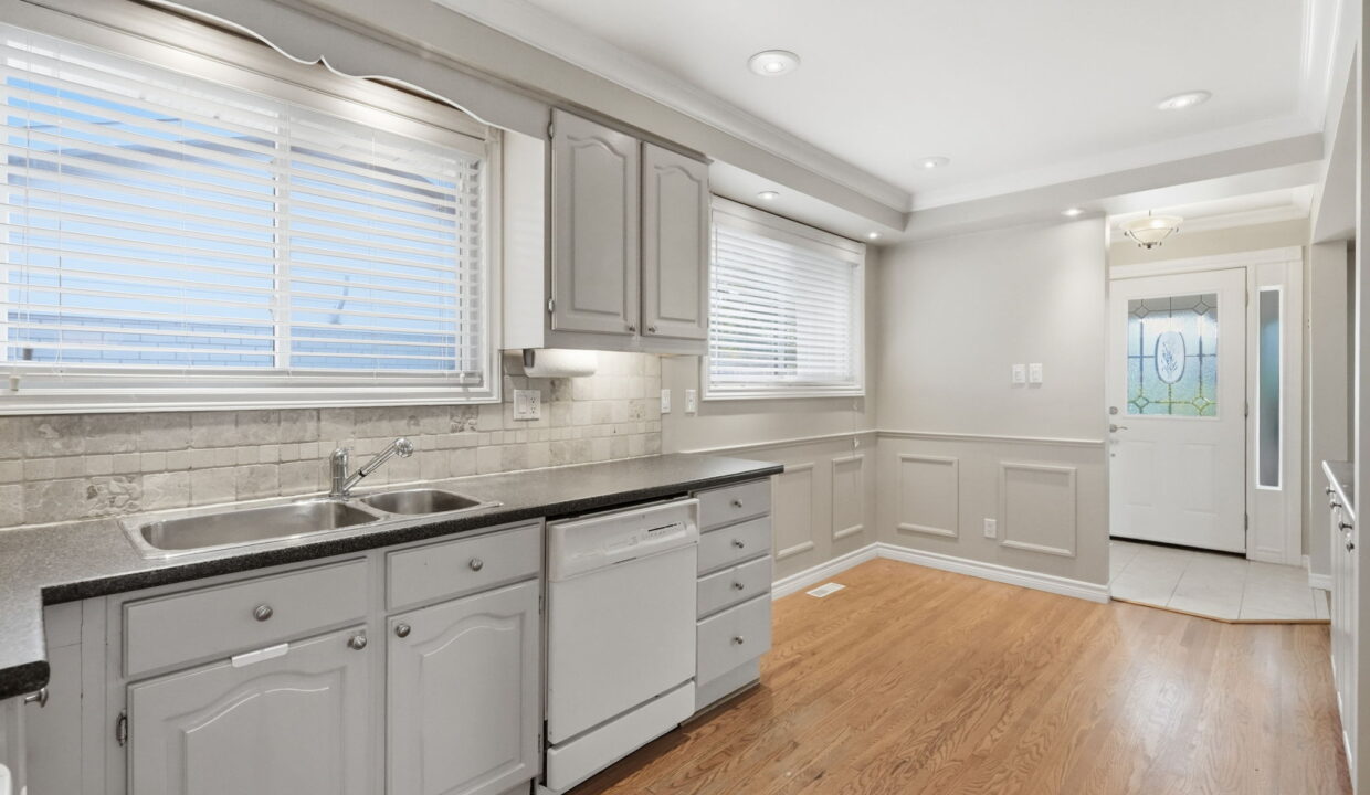 18-web-or-mls-18-2145 Sunnyvale Dr