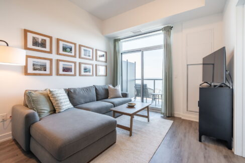 19-web-or-mls-613-600 N Service Rd, Stoney Creek - Sullivan-19